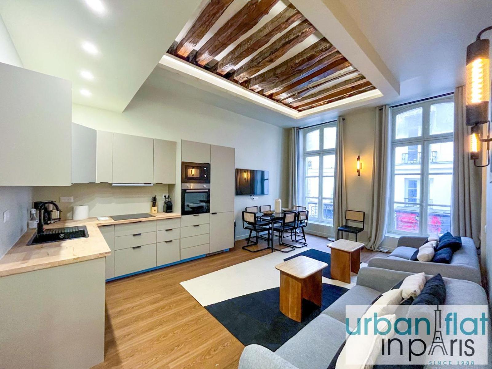 Urban Flat 188 - Stunning 4 Bedroom Flat In * Parijs